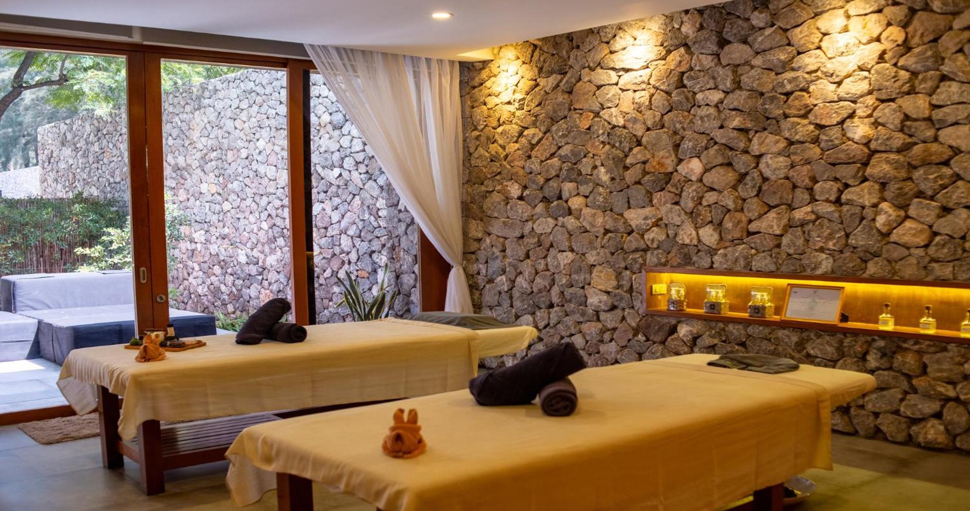 Tolani Resort Kui Buri Прачуап Кири Кан Екстериор снимка